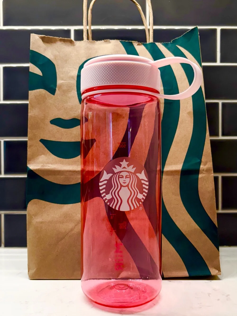 Starbucks - SUMMER 2026 PINK DRINK COLLECTION - PINK SIREN WATER BOTTLE